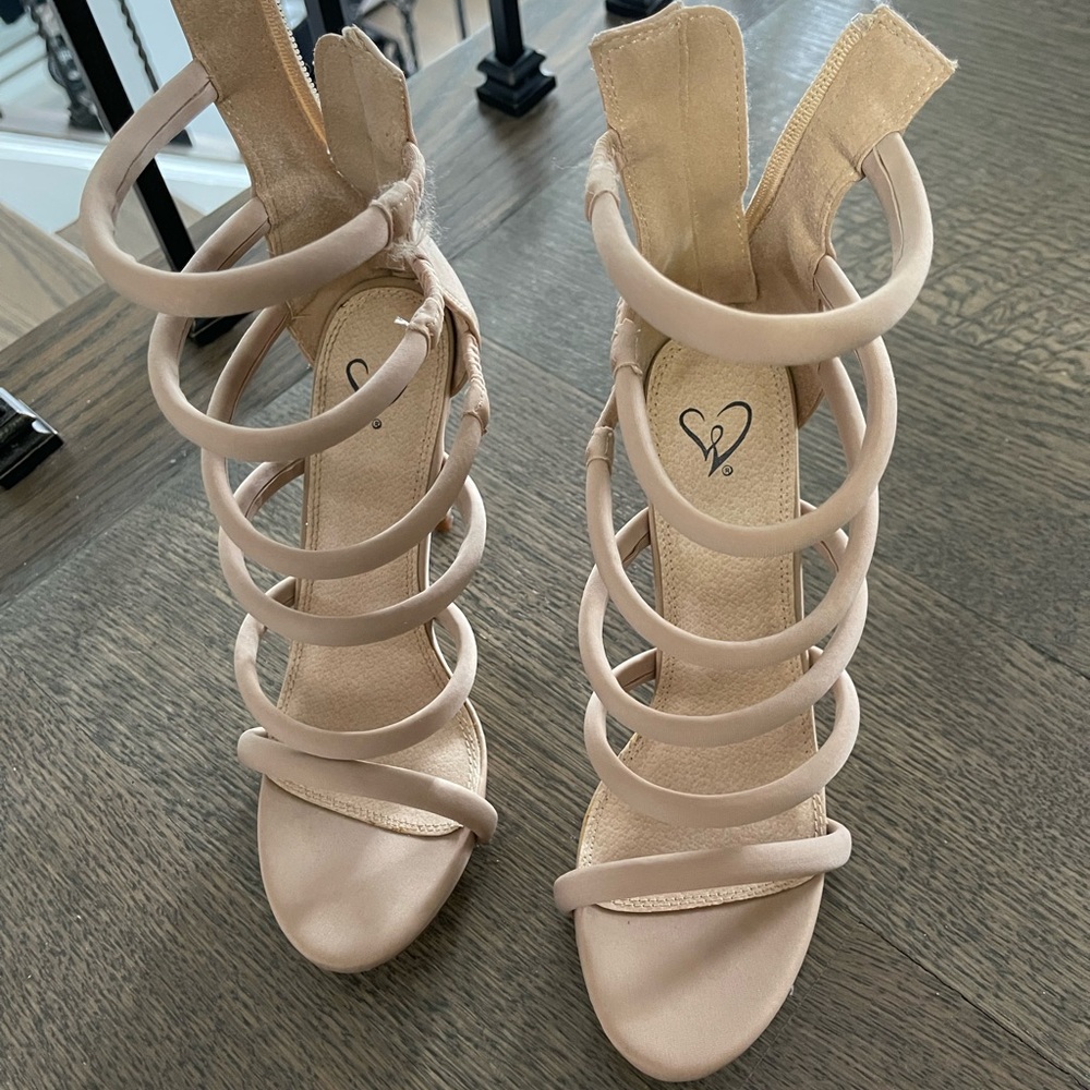 Beige heels
